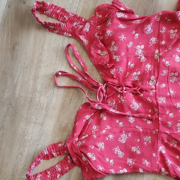 Sundress - Picture 2 of 7